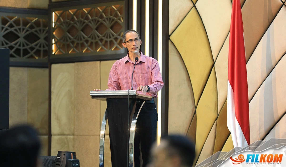 Sambutan Dekan FILKOM UB Sambutan Dekan FILKOM UB