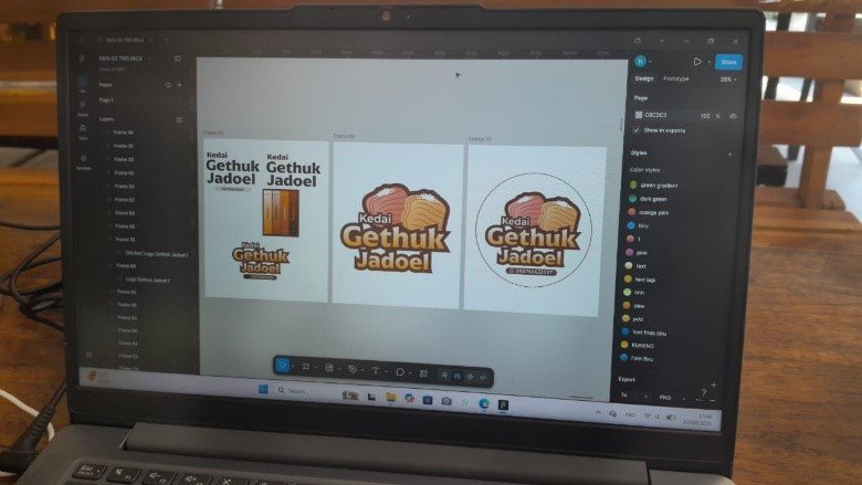 Dokumentasi: Proses Pembuatan Logo oleh Kelompok KKN sebagai bentuk re-branding UMKM. Sumber: Dokumentasi Kelompok KKN SDGs 02 Bojonegoro, diambil tanggal 28 Juli 2026
