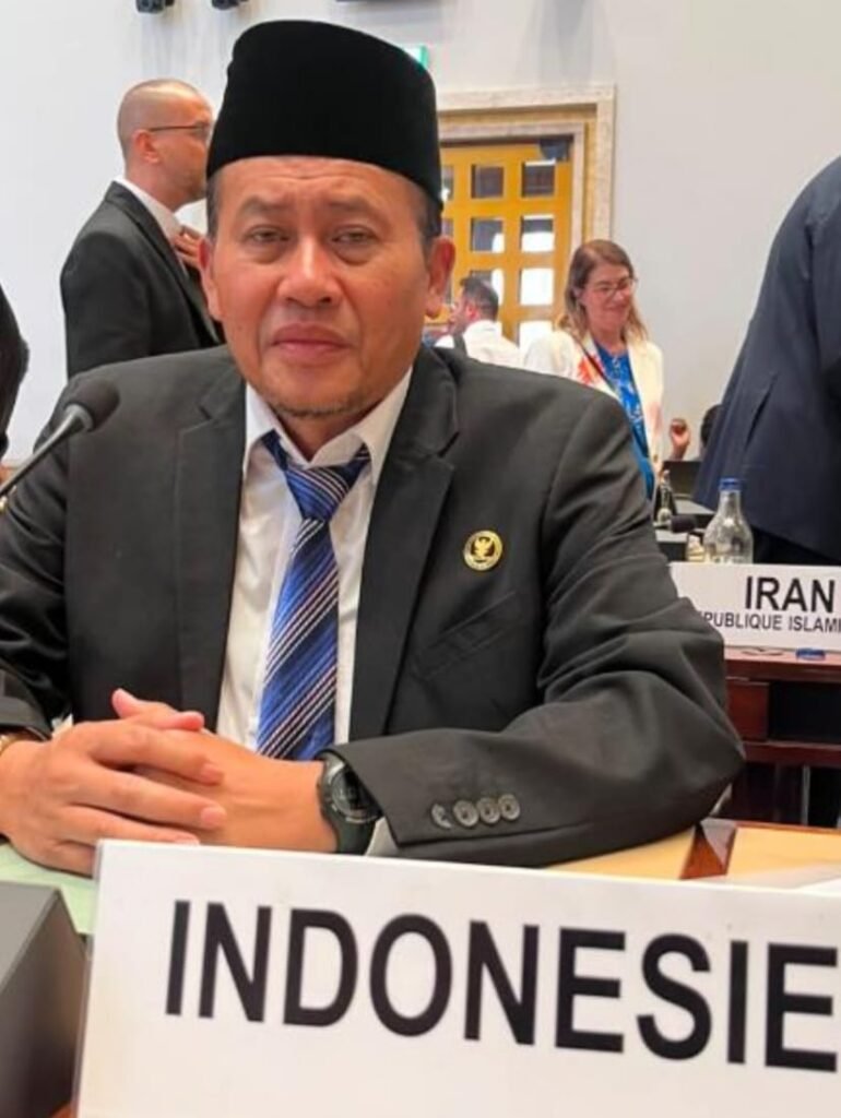 Ketua BPKN RI, Prof. Mufti Mubarok, mendorong pemerintah untuk segera mengkaji aturan keringanan hingga pembebasan pajak bagi pensiunan demi menjaga ketahanan ekonomi lansia.
