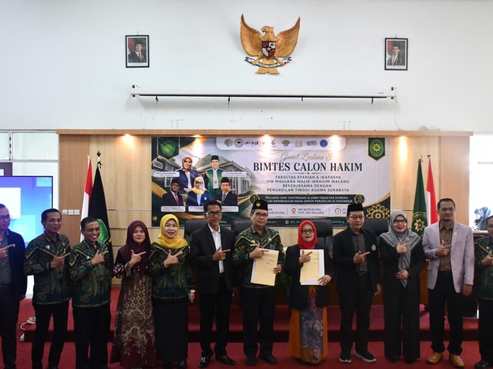 Dekan Fakultas Syariah UIN Malang, Prof. Umi Sumbulah membuka Bimtes Calon Hakim 2026, Kamis (13/8)./dok.UIN Malang