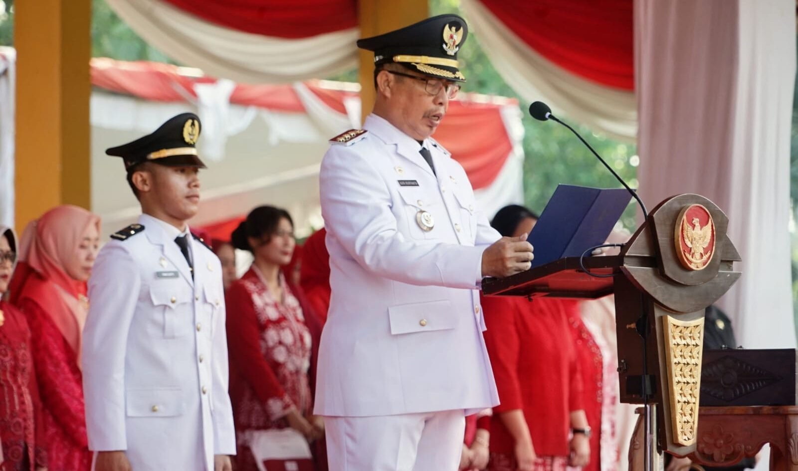 Bupati Madiun Hari Wuryanto memimpin Upacara Kemerdekaan ke-81 Republik Indonesia, Senin (17/8/2026)./dok.DNY-HUM