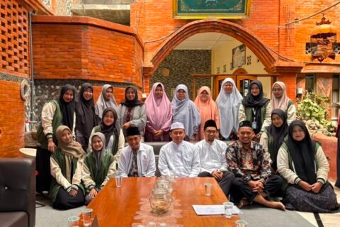 KKN Mahasiswa UPN Veteran Jawa Timur di Al-Azhaar berakhir