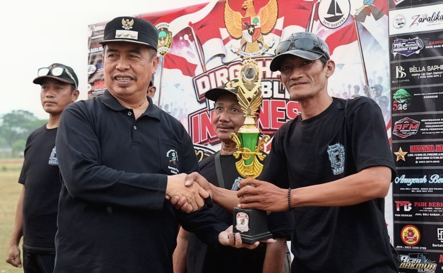 Bupati Madiun Hari Wuryanto di Lomba Layangan Kemerdekaan ke-81 Republik Indonesia./dok.HUM-DNY