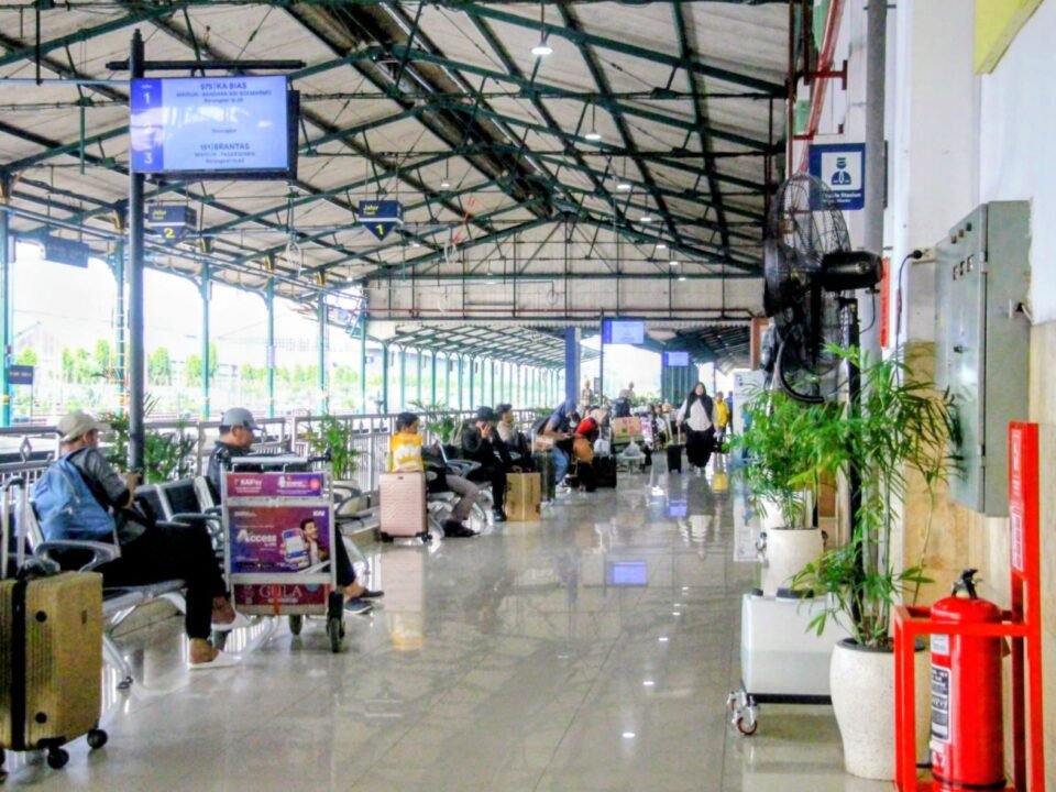 KAI Daop 7 Madiun minta maaf terhadap dampak dari temperan truk-kereta di wilayah Daop 6 Yogyakarta./dok.DNY-HUM