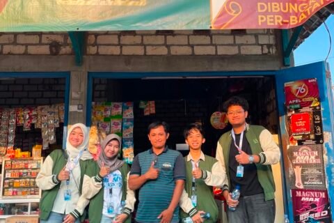 Optimalkan Ekonomi Lokal, Kelompok KKN 41 UPN Veteran Jawa Timur Dorong Digitalisasi 9 UMKM Dan Komunitas Di Desa Duyungan, Bojonegoro