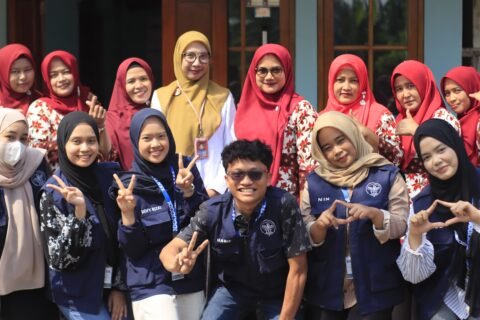 KKN 122 UMM dalam program kesehatan masyarakat Desa Ampelgading