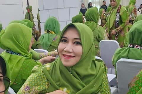 Wakil Ketua PW Fatayat NU Jawa Timur sekaligus DPD RI, Dr. Lia Istifhama, hadir di tengah agenda organisasi