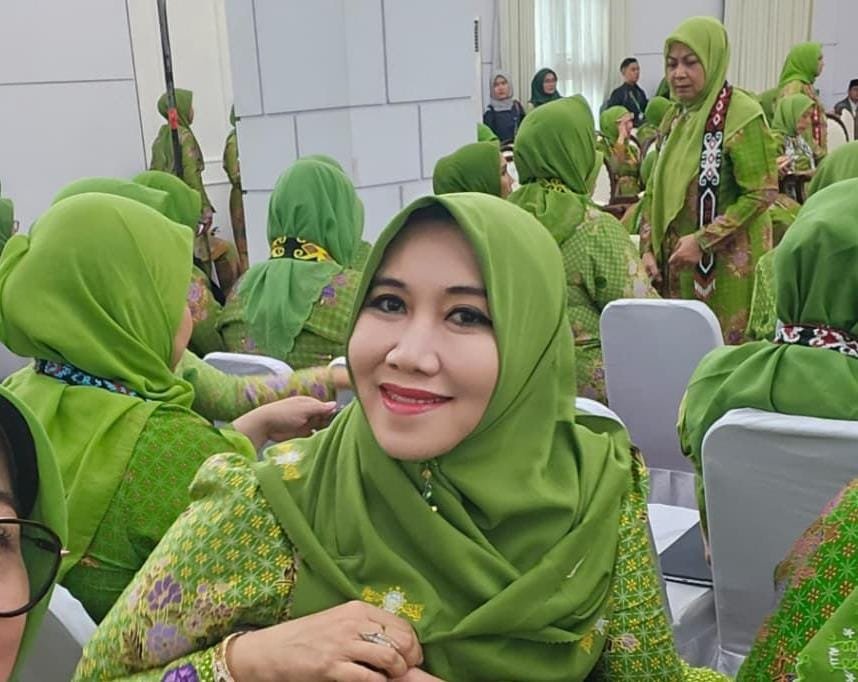 Wakil Ketua PW Fatayat NU Jawa Timur sekaligus DPD RI, Dr. Lia Istifhama, hadir di tengah agenda organisasi