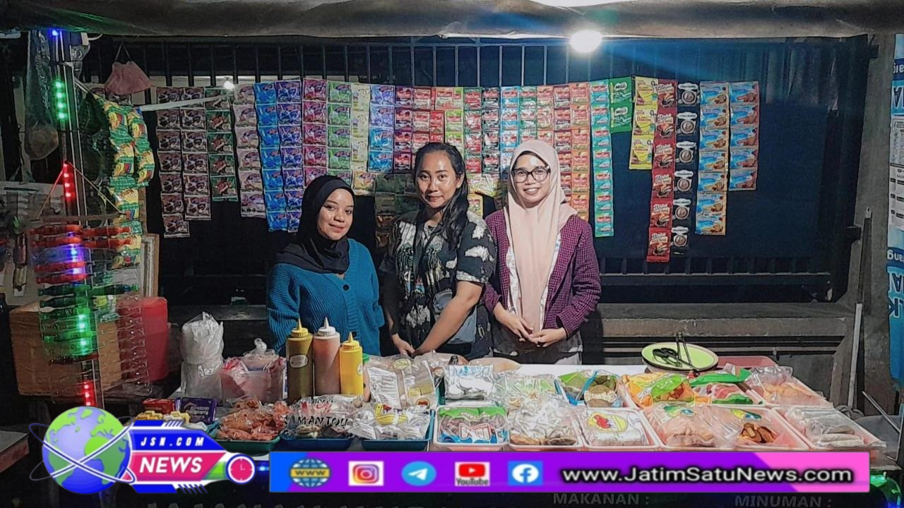 Lapak Sosis Seribuan Mbak Yuni, Penyelamat Kantong Mahasiswa UNESA di Gang 8