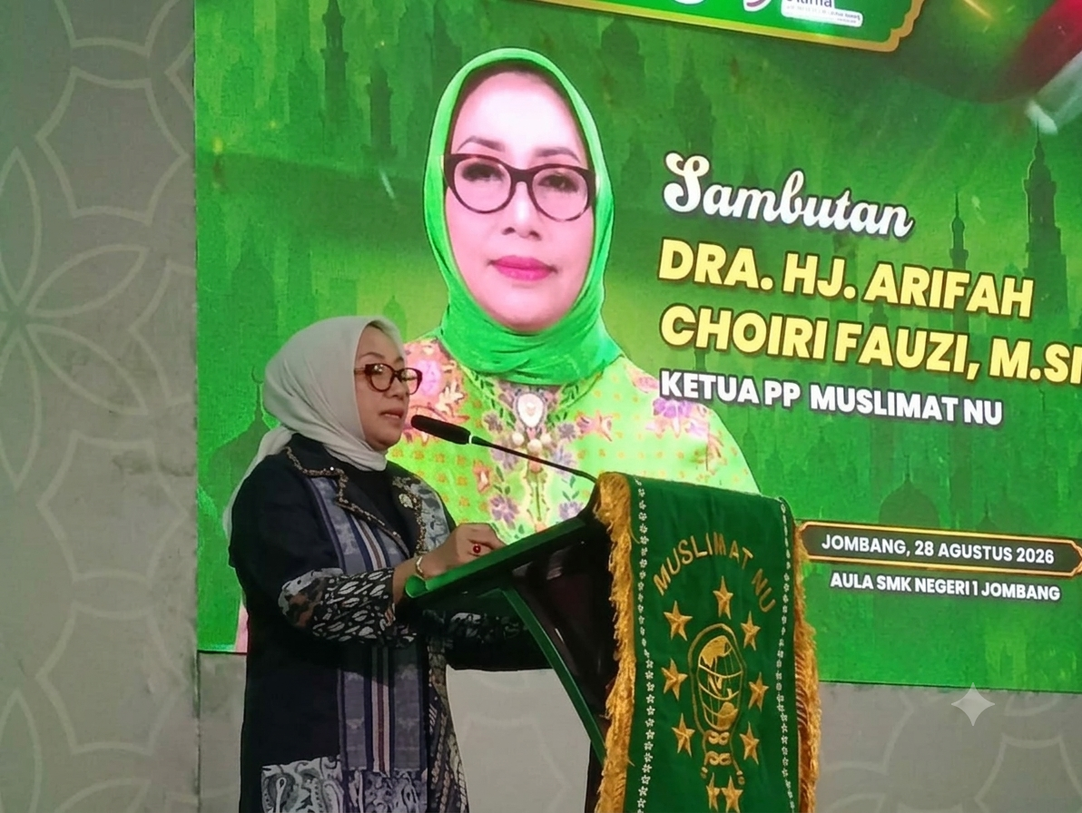 Sambutan Ketua PP Muslimat NU, Dra. Hj. Arifah Choiri Fauzi, M.Si., di Aula SMK Negeri 1 Jombang (28/08).