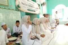 MTsN 5 Pasuruan menggelar peringatan Maulid Nabi Muhammad SAW di Masjid MTsN 5 Pasuruan, Ahad (23/8/2026).