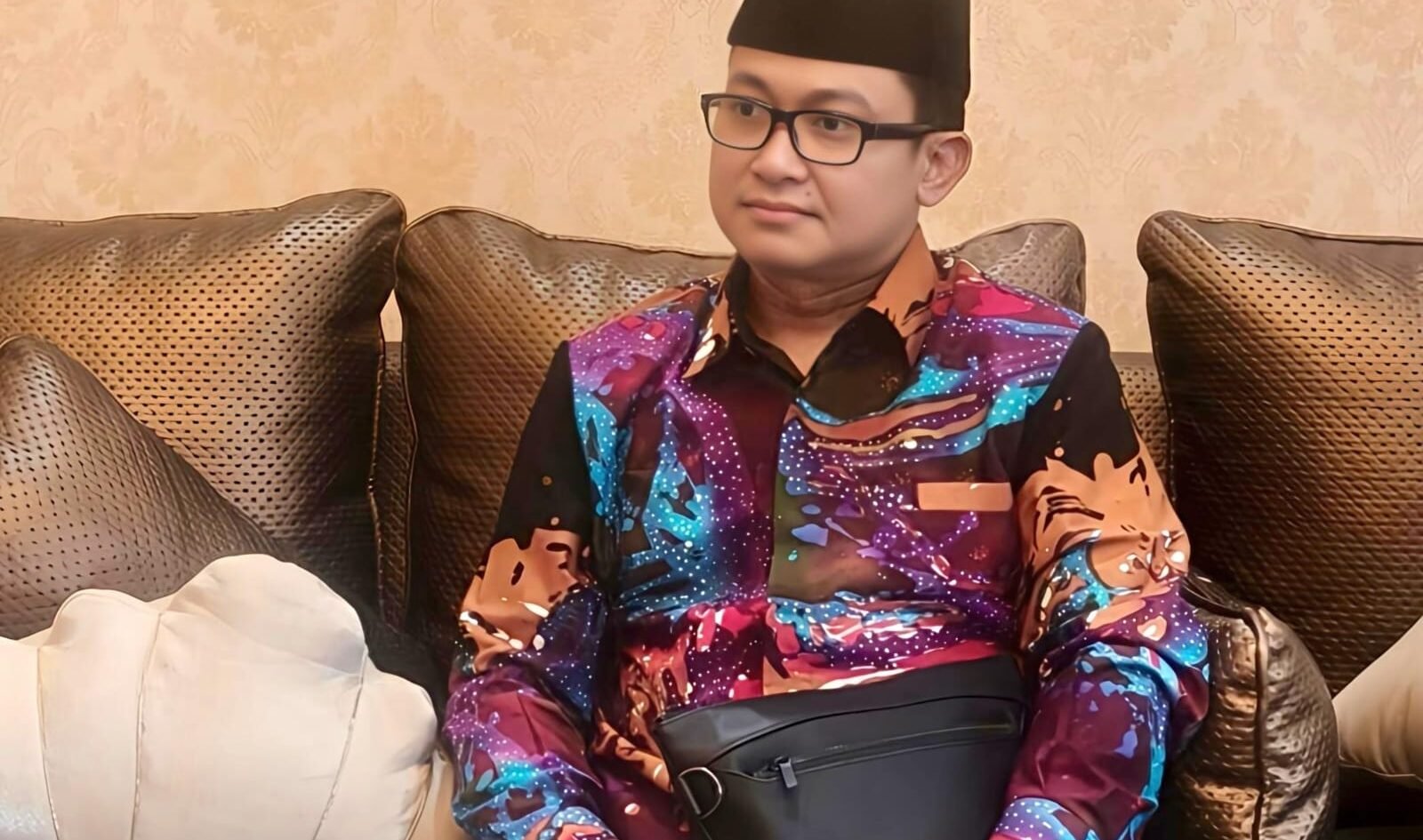 Ketua Umum Kaukus Intelektual Nahdlatul Ulama (NU), Abd. Aziz, menyoroti pentingnya menjaga independensi penyelenggara dan mengembalikan hak suara Muktamirin jelang Muktamar NU ke-35 di Tambakberas, Jombang.