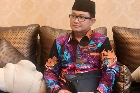 Ketua Umum Kaukus Intelektual Nahdlatul Ulama (NU), Abd. Aziz, menyoroti pentingnya menjaga independensi penyelenggara dan mengembalikan hak suara Muktamirin jelang Muktamar NU ke-35 di Tambakberas, Jombang.