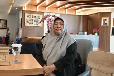 Prof Sururin, Sekretaris APMNU