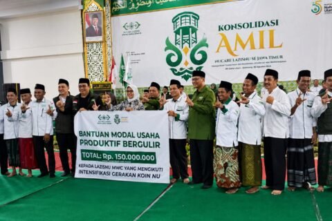 Kiai Hasim, Gus Maulida, Munir Wahono, Agus PM Misran dari NU Care LAZISNU PCNU Kabupaten Ngawi menghadiri Konsolidasi Amil se-Jatim 2026 bersama 15 perwakilan MWCNU Ngawi di Jombang (30/8)./dok.QONY