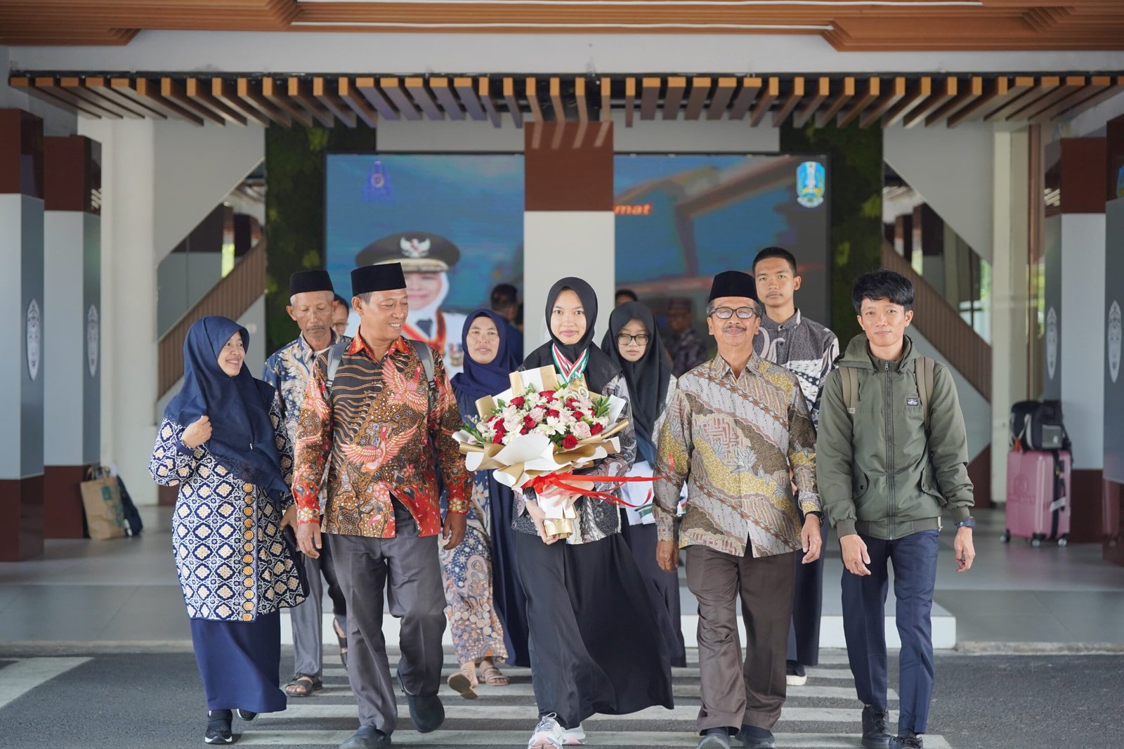 Siswa MAN 2 Kota Malang Borong Empat Penghargaan Internasional di IESO 2026 Italia