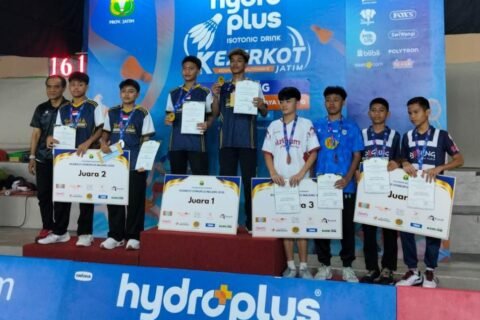 M Nizam podium ganda putra juara 2
