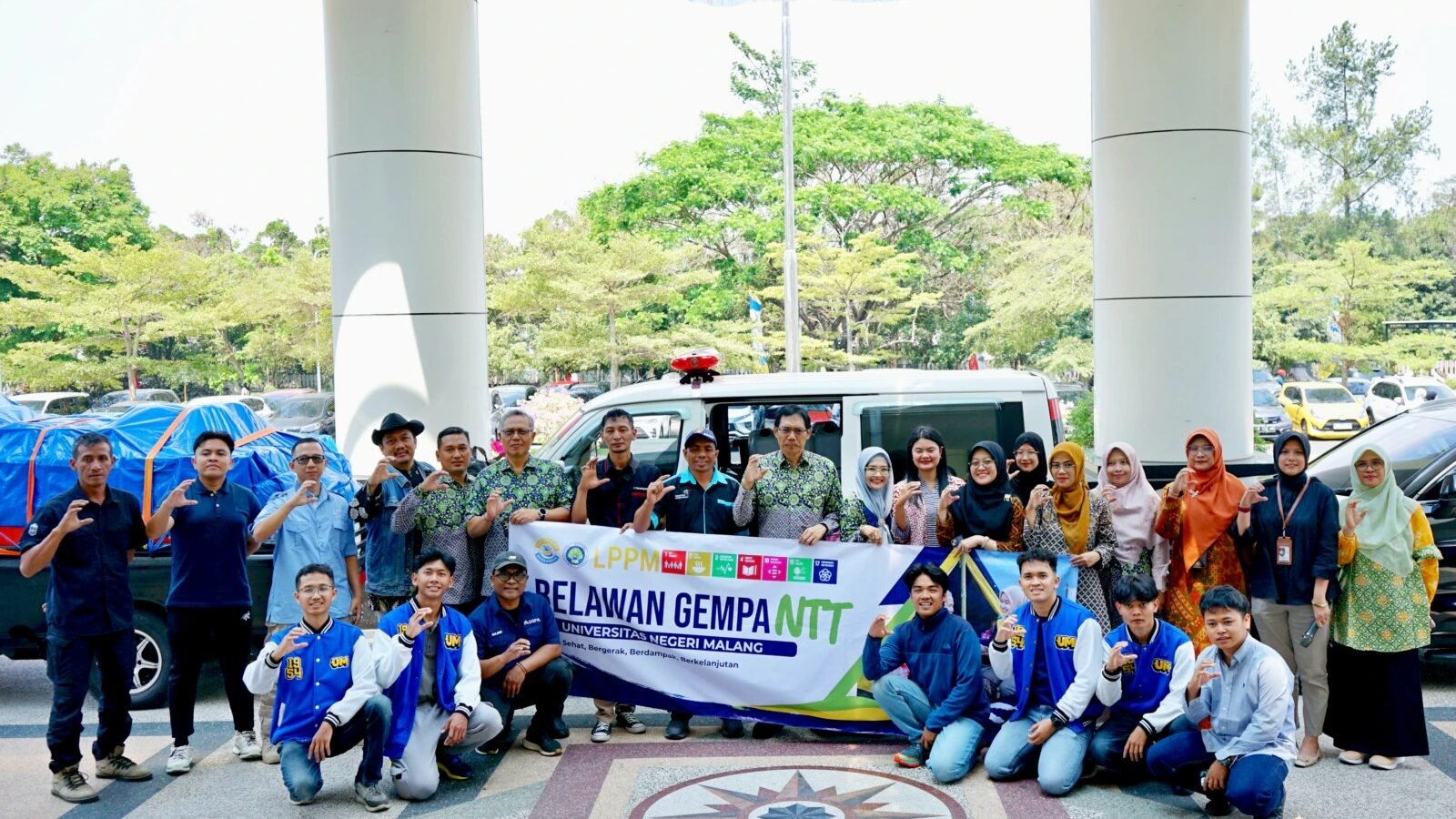 Relawan Gempa UM untuk NTT