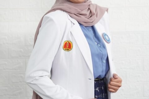 Pakar Paru UMM: dr. Zata Dini, Sp.P., Dosen Kedokteran Universitas Muhammadiyah Malang (UMM) sekaligus dokter spesialis paru di RSU UMM.