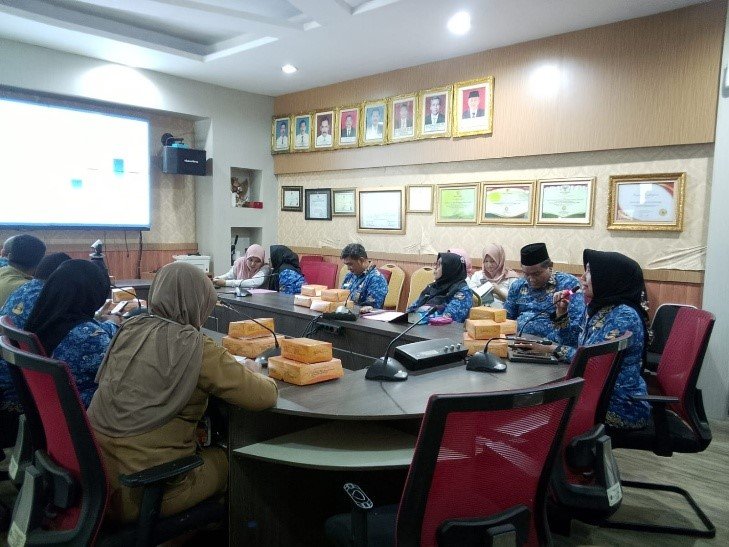 Dokumentasi Mahasiswa UPN "Veteran" Jawa Timur Ikuti Magang di DPMPTSP Kabupaten Sidoarjo