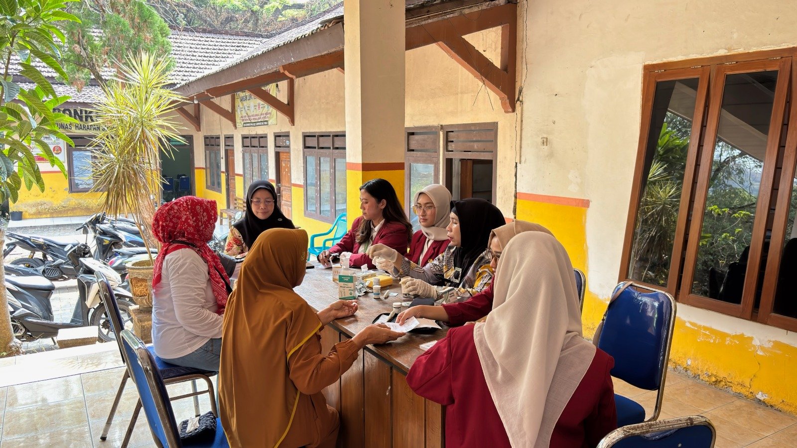 Dokumentasi Budayakan GERMAS, KKN Berdampak UMM Kelompok 192 Melaksanakan Kegiatan GCU & Senam Anti-Stroke