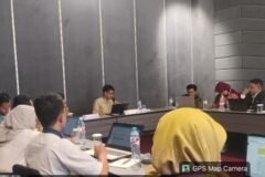 Dosen UIN Malang menjadi pengulas ICOSLAW UINSA, menelaah naskah tentang hukum Islam dan isu gender./dok.UIN Malang