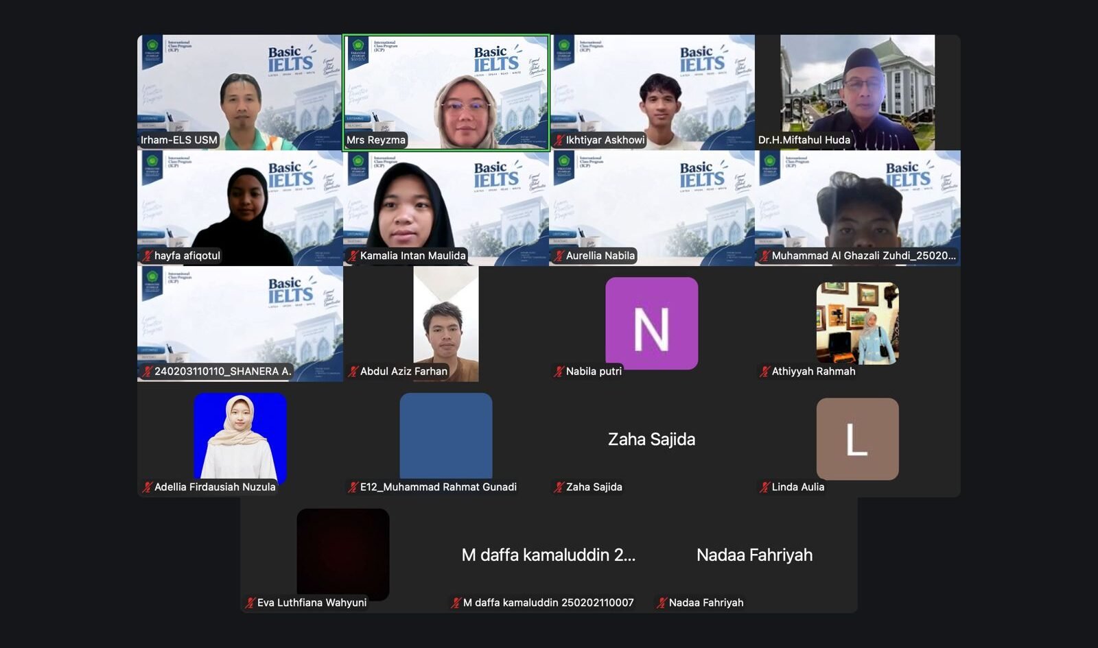 Mahasiswa ICP Fakultas Syariah UIN Malang mengikuti Basic IELTS pada Minggu (20/9) secara daring./dok.UIN Malang
