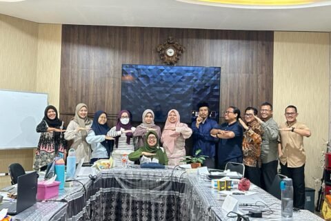 Dekan Fakultas Syariah UIN Malang, Prof Umi Sumbulah beri pesan kepada mahasiswa yang hendak kuliah ke luar negeri./dok.UIN Malang
