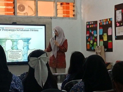 Pemaparan Materi Psikoedukasi