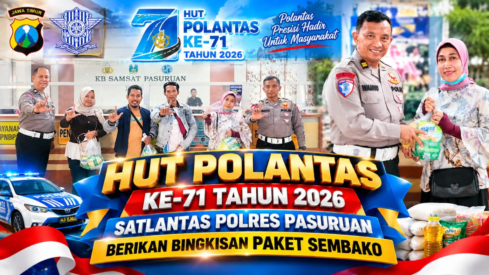 Kaur Regident Satlantas Polres Pasuruan, IPTU Wahyu, beserta jajaran berfoto bersama usai menyerahkan bingkisan paket sembako kepada masyarakat wajib pajak di Kantor Bersama Samsat Bangil, Kabupaten Pasuruan, Kamis (17/09/2026).