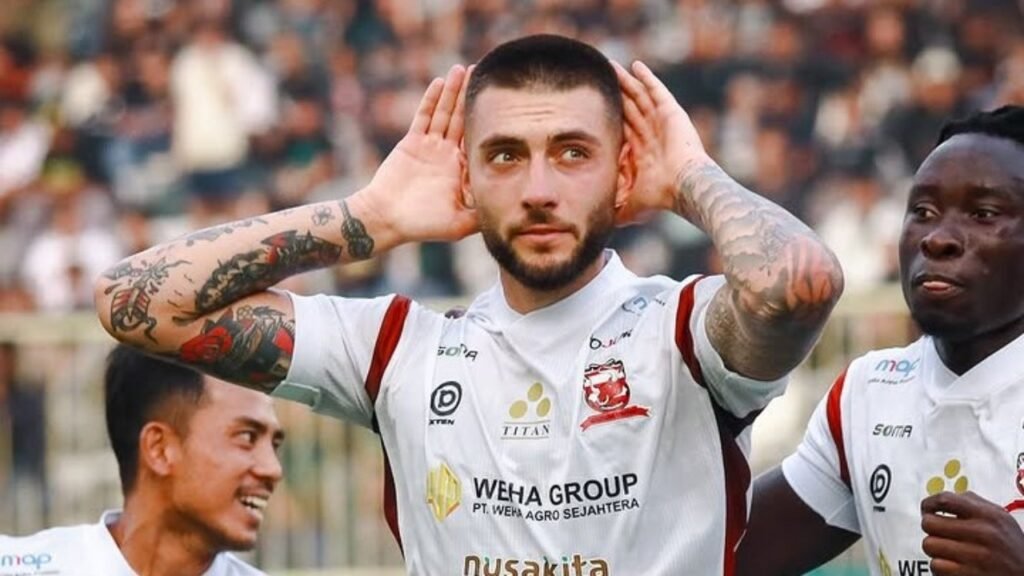 Dimitar Mitkov gacor, Madura United mencicipi puncak klasemen pekan 2 BRI Super League 2026/27./IG @maduraunited.fc