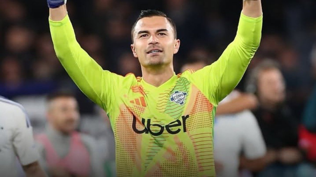 Kiper Timnas Indonesia, Emil Audero Mulyadi meninggalkan Como 1907 untuk bergabung dengan Rayo Vallecano, klub La Liga Spanyol pada bursa transfer musim panas 2026 (1/9)./Instagram @gianlucadimarzio