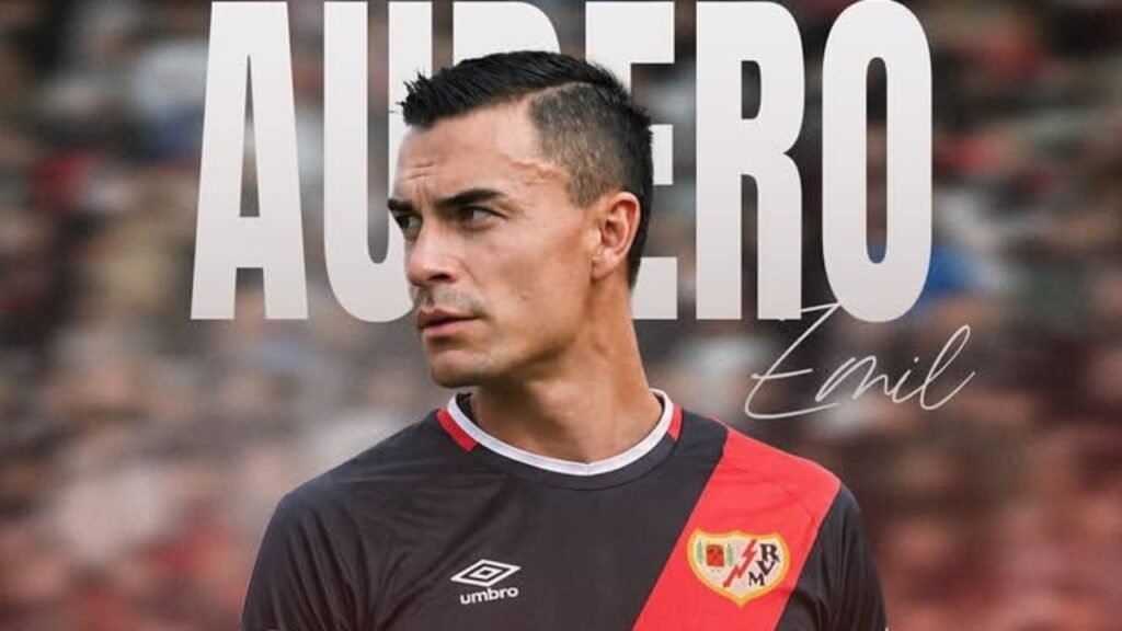 Kiper Timnas Indonesia, Emil Audero Mulyadi resmi diperkenalkan Rayo Vallecano sebagai pemain baru musim 2026/27 dari Como./Instagram @rayovallecano