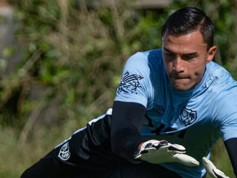 Kiper Timnas Indonesia, Emil Audero Mulyadi telah berlatih dengan Rayo Vallecano jelang melawan Racing Santander pada Sabtu (5/9) malam WIB di La Liga Spanyol 2026/27./Instagram @rayovallecano