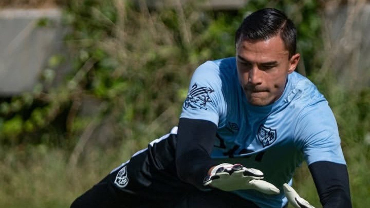 Kiper Timnas Indonesia, Emil Audero Mulyadi telah berlatih dengan Rayo Vallecano jelang melawan Racing Santander pada Sabtu (5/9) malam WIB di La Liga Spanyol 2026/27./Instagram @rayovallecano