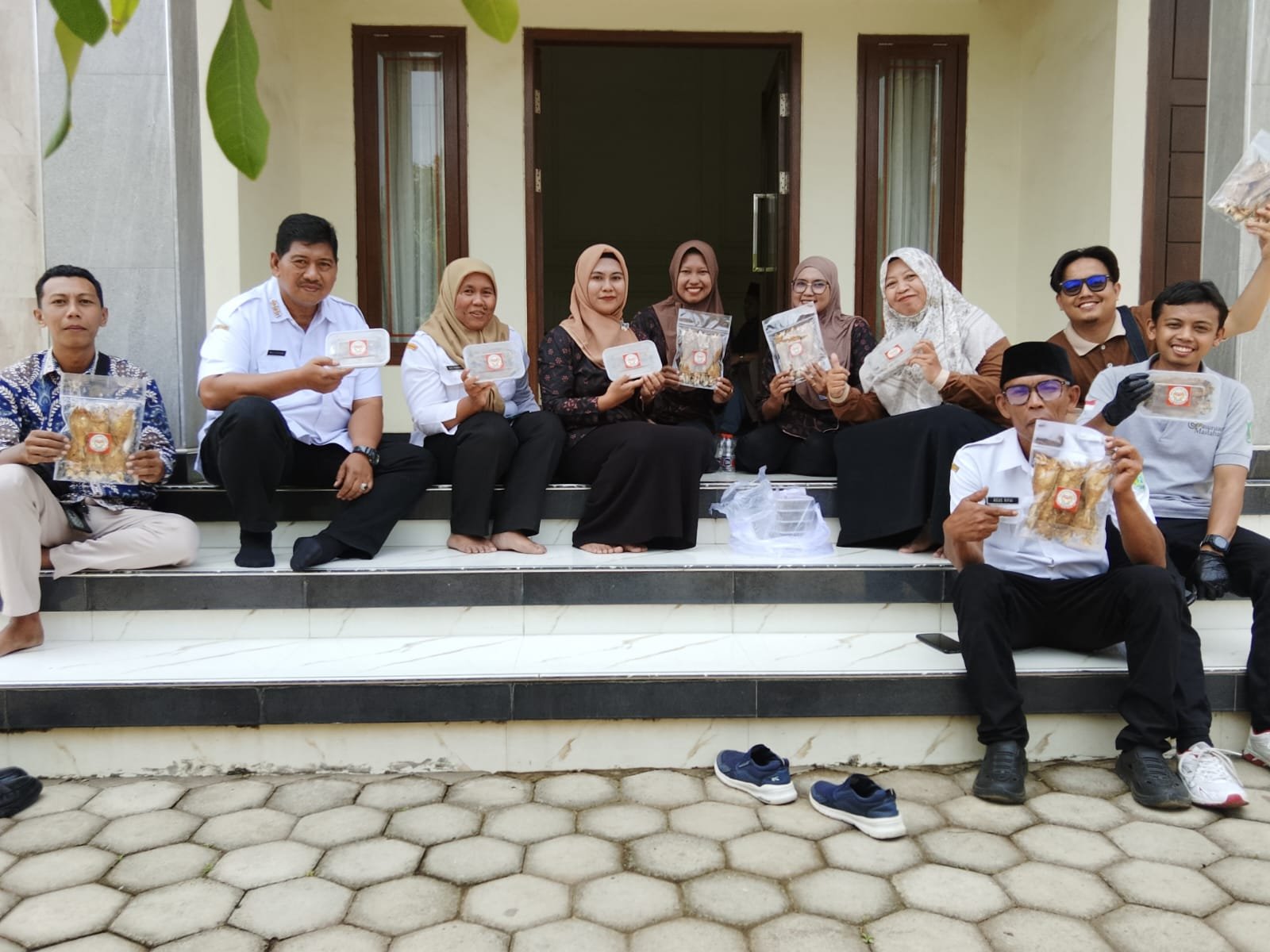 Ikan Dendeng Premium Desa Penunggul, Oleh-Oleh Khas Nguling Pasuruan yang Siap Digoreng