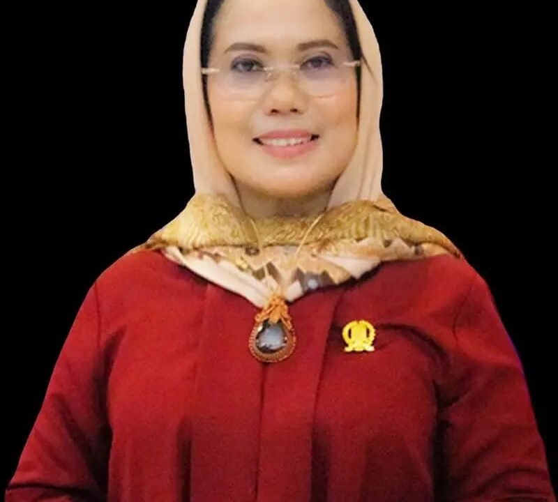 Ketua Komisi E DPRD Jawa Timur, Dr. Sri Untari Bisowarno, M.A.P., memberikan arahan terkait evaluasi fasilitas dan jaminan pelayanan pasien pasca insiden kebakaran di RSSA Malang