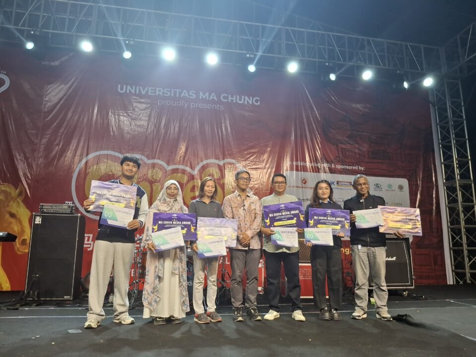 Tujuh awak media raih Media Award Universitas Ma Chung