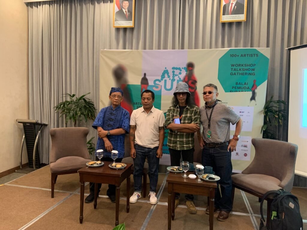 Suasana konferensi pers peluncuran ARTSUBS 2026, pameran seni kontemporer terbesar di Surabaya, yang akan digelar di Balai Pemuda mulai 19 September mendatang