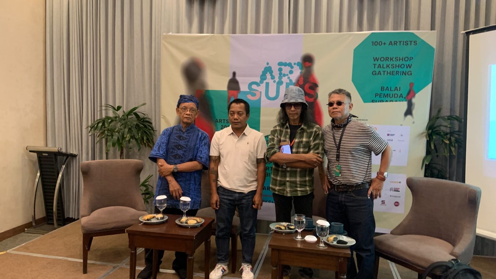Suasana konferensi pers peluncuran ARTSUBS 2026, pameran seni kontemporer terbesar di Surabaya, yang akan digelar di Balai Pemuda mulai 19 September mendatang.