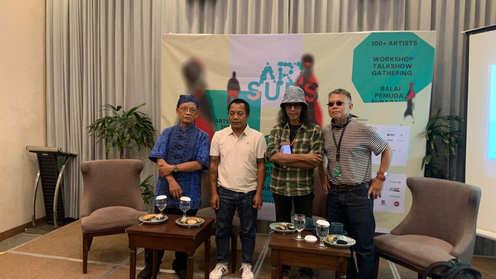 Suasana konferensi pers peluncuran ARTSUBS 2026, pameran seni kontemporer terbesar di Surabaya, yang akan digelar di Balai Pemuda mulai 19 September mendatang.
