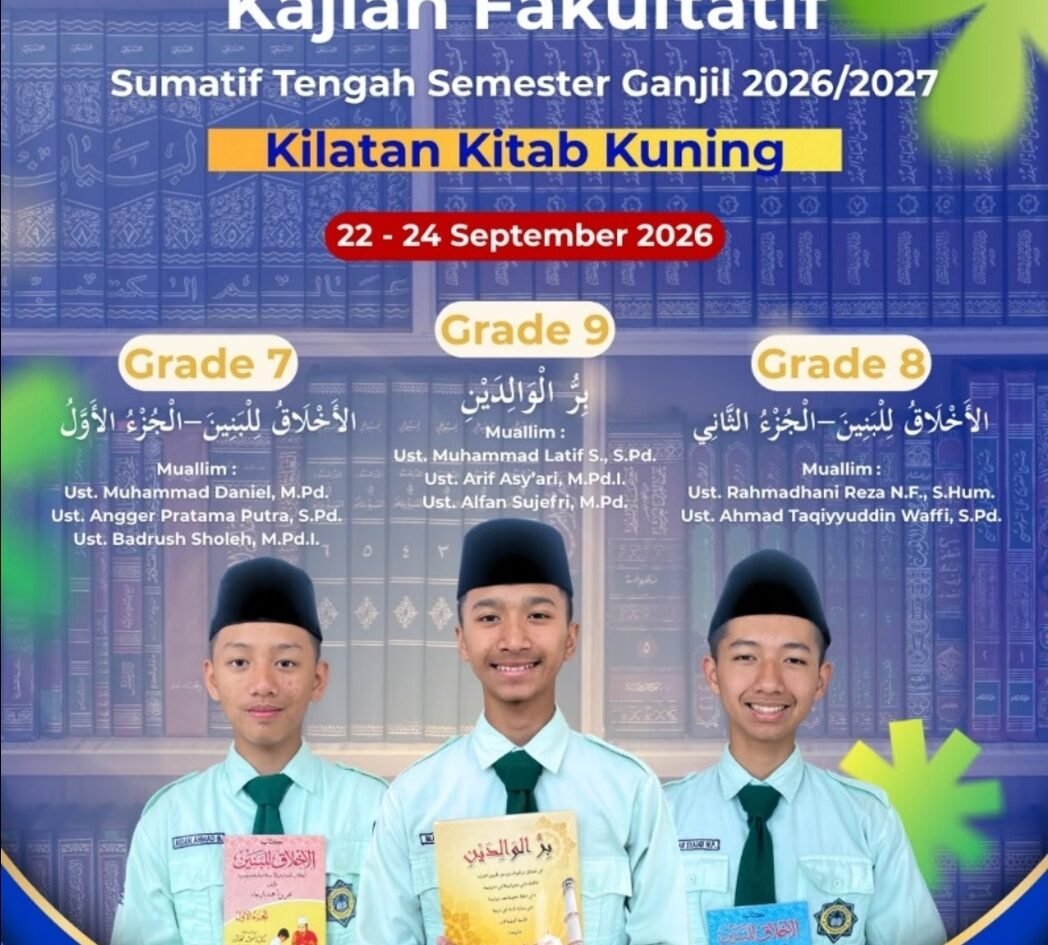 Santri SMP Ar-Rohmah Boarding School Malang antusias mengikuti program Kilatan Kitab Kuning pada Pekan Fakultatif STS Ganjil untuk pendalaman karakter dan adab Islami.