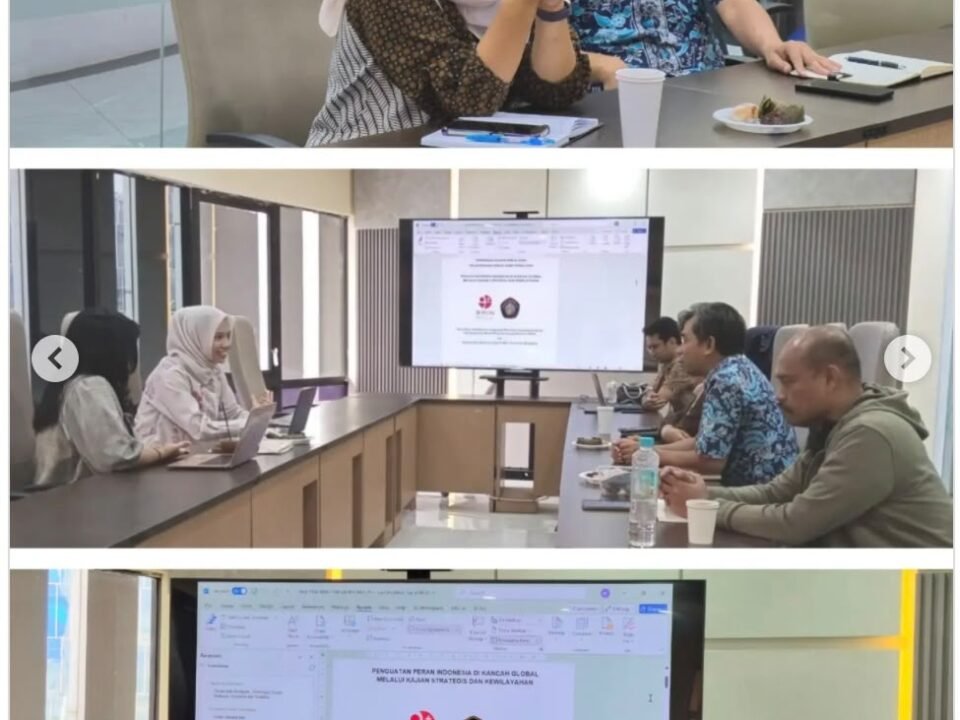 Dosen FISIP UB Primadiana Yunita saat berdiskusi bersama jajaran peneliti Pusat Riset Kewilayahan BRIN di Jakarta.