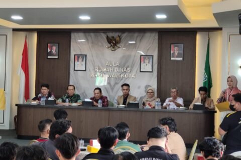 Suasana pelaksanaan Seminar Implementasi Asta Cita Presiden RI yang digelar oleh DPC PERMAHI Jambi di Aula Rumah Dinas Wakil Wali Kota Jambi, Jumat (4/9/2026).