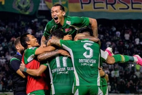 Persebaya Surabaya menutup pekan kedua BRI Super League 2026/27 dengan kemenangan perdana dan menyamai poin Arema FC di klasemen sementara (13/9)./Instagram @officialpersebaya