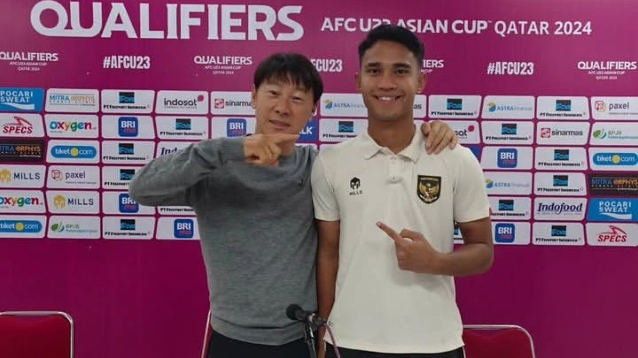 Usai terpisah hampir 2 tahun, Shin Tae-yong dan Marselino Ferdinan kini setim di Persija Jakarta./Instagram @shintaeyong7777