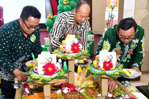 Ketua Pengda IPPAT Malang Raya, Shepta Priyambodo (baju hitam).