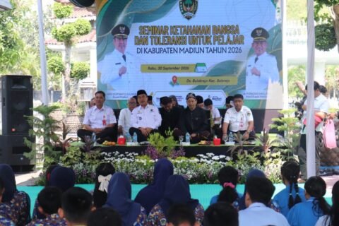 Bupati Madiun menghadiri Seminar Ketahanan Pangan dan Toleransi Pelajar di Desa Bulakrejo Kecamatan Balerejo, Kabupaten Madiun (30/9/2026)./dok.DNY-HUM