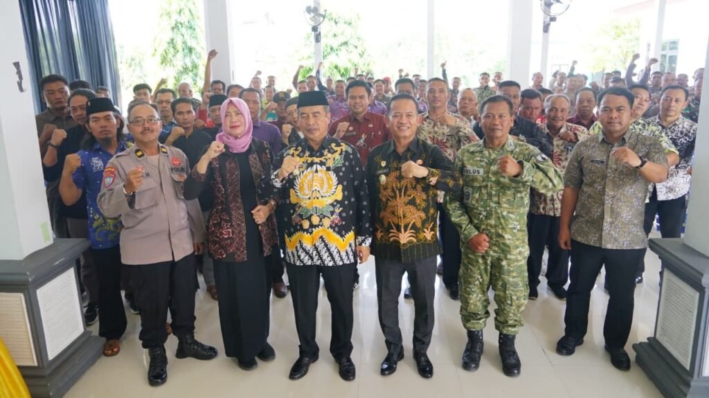 Bersama Bupati Hari Wuryanto, Pemkab Madiun merawat bumi kampung pesilat dengan pendekatan budaya damai./dok.DNY-Kominfo