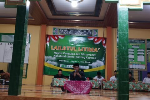 Gus Habib Bahaudin dari Sragen dalam acara Lailatul Ijtima PRNU Kauman di Masjid Al Hidayah Wonosari, Jumat (9/10/2026) malam./dok.QONY